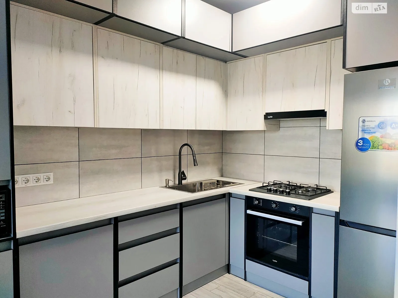 Продается 1-комнатная квартира 36.8 кв. м в Ирпене, ул. Павленко, 56 - фото 1