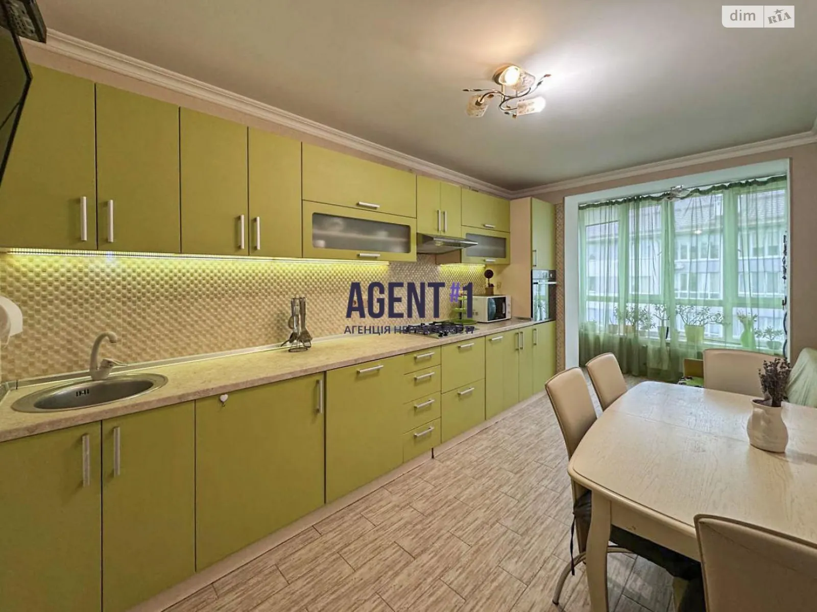 Продается 5-комнатная квартира 119.8 кв. м в Петропавловской Борщаговке, ул. Волынская, 12 - фото 1