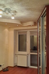 Продажа квартиры, Ужгород, р‑н. Шахта, Степана Руданского улица