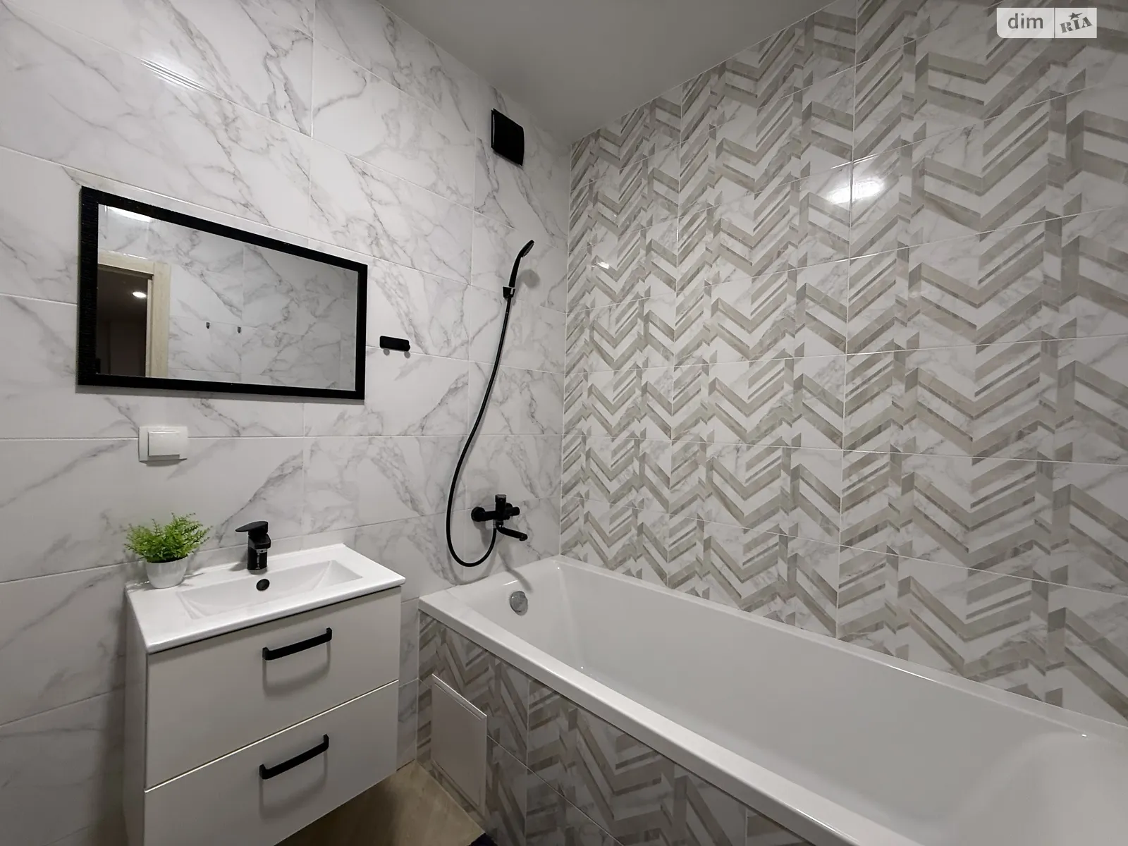 ул. Нижняя Береговая, 2/2Е Заречье Хмельницкий ЖК Spring Town - фото 3