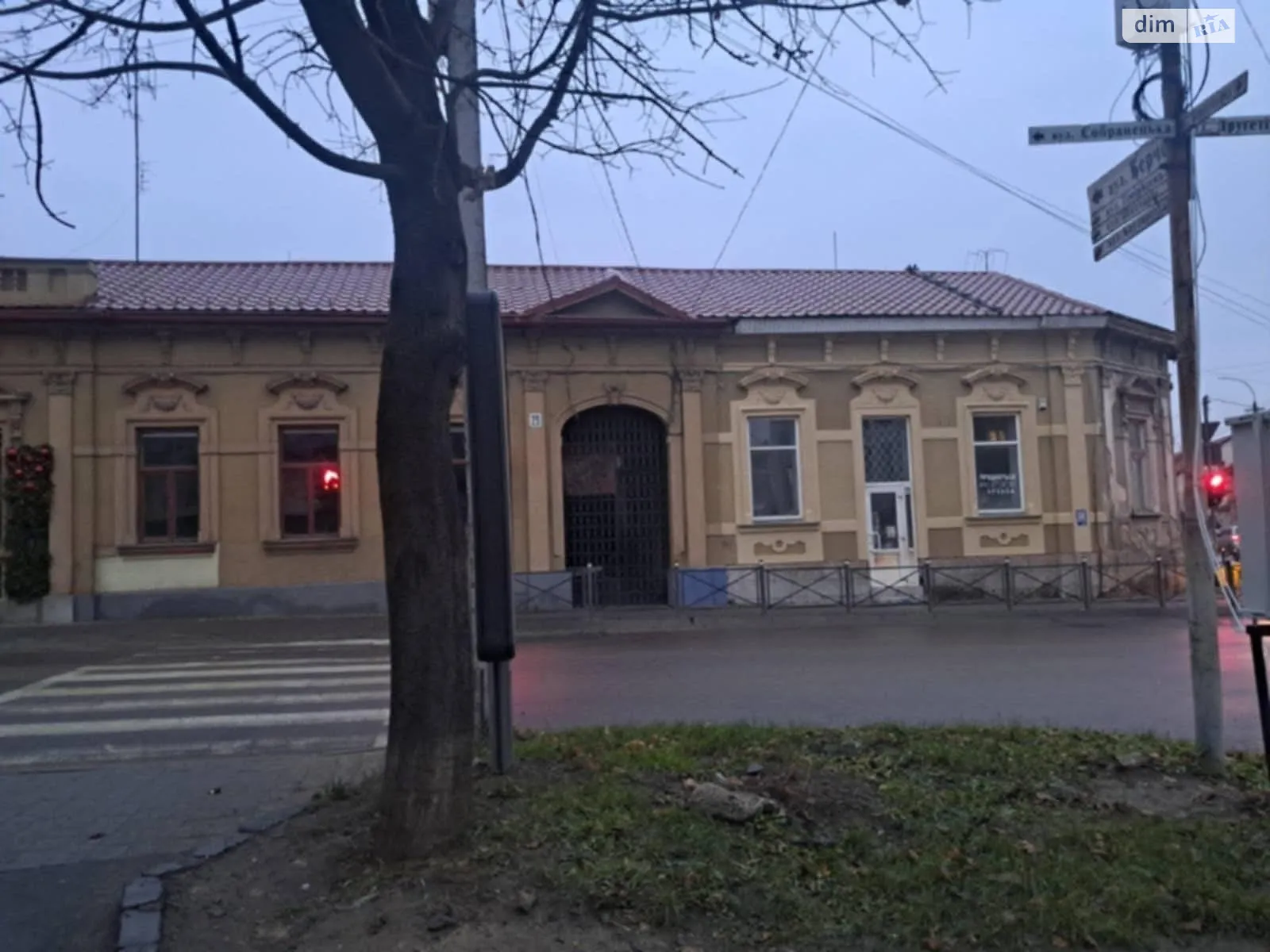 Продається приміщення вільного призначення 60.9 кв. м в 1-поверховій будівлі, цена: 120000 $ - фото 1