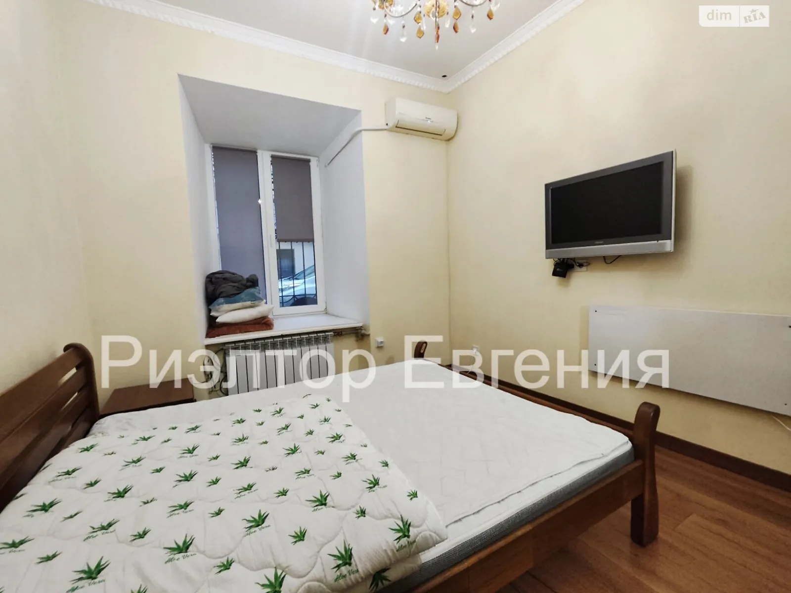 Здається в оренду 1-кімнатна квартира 32 кв. м у Одесі, пл. Соборна, 1 - фото 1