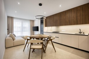 Продаж квартири, Львів, р‑н. Новий Львів, Угорська вулиця, буд. 12