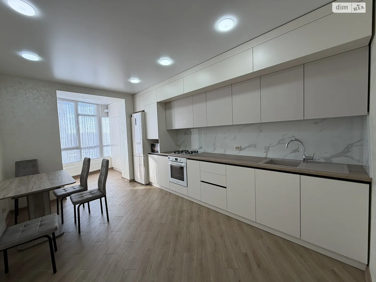 Здається в оренду 1-кімнатна квартира 50 кв. м у Хмельницькому, вул. Зарічанська - фото 1