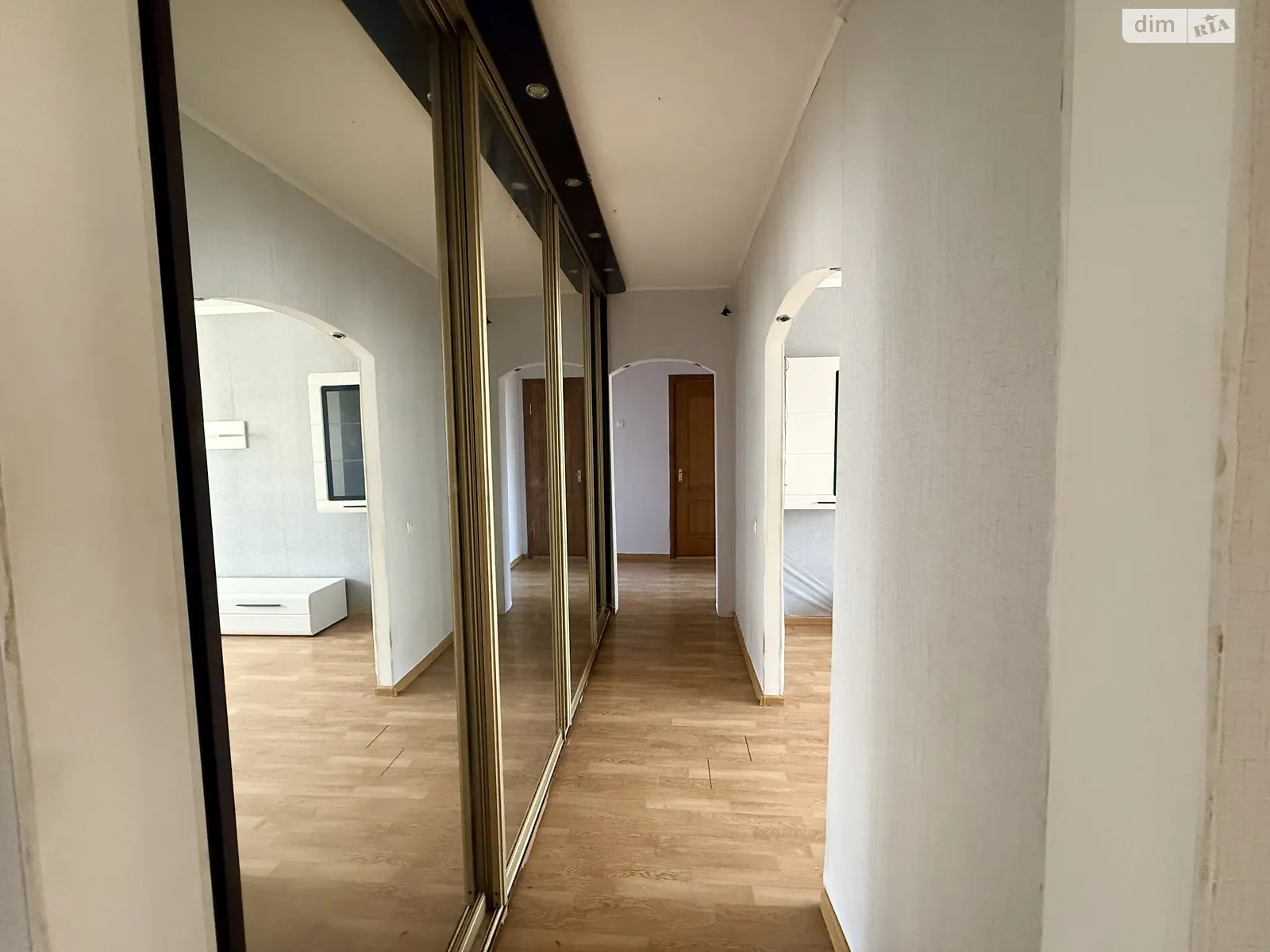 Продается 3-комнатная квартира 70 кв. м в Хмельницком, цена: 62000 $ - фото 1