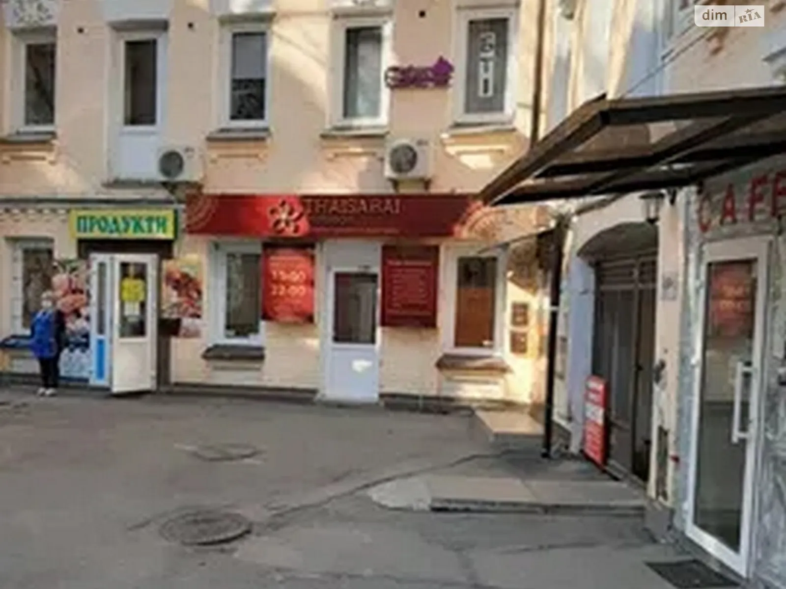 Сдается в аренду офис 18.3 кв. м в бизнес-центре, цена: 7520 грн - фото 1