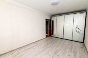 Продаж квартири, Рівне, р‑н. Північний, Мельника Андрія вулиця, буд. 8