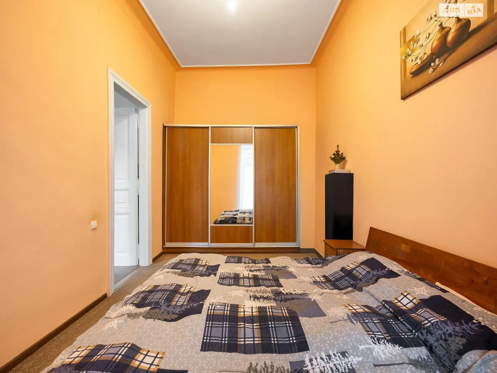 Продается 2-комнатная квартира 46.8 кв. м в Львове, ул. Лазневая, 8 - фото 1