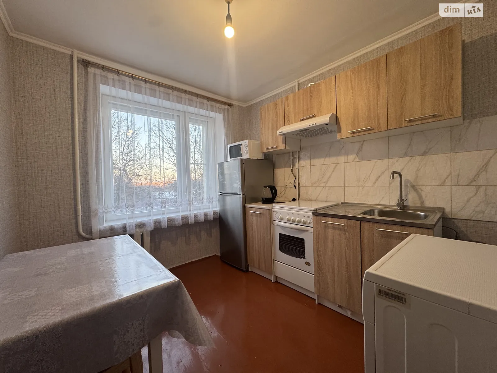 Здається в оренду 1-кімнатна квартира 38 кв. м у Рівному, вул. Соборна, 233 - фото 1