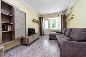 Продаж квартири, Київ, р‑н. Печерськ, ст.м. Звіринецька(Дружби народів), Німанська вулиця, буд. 2