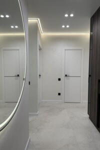 Продажа квартиры, Ивано-Франковск, р‑н. Княгинин, Княгинин улица, дом 44 корпус 3