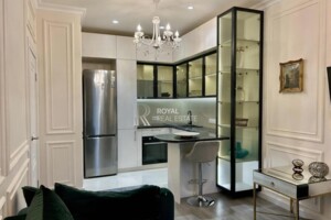 Долгосрочная аренда квартиры, Киев, р‑н. Паньковщина, ст.м. Университет, Жилянская улица, дом 68