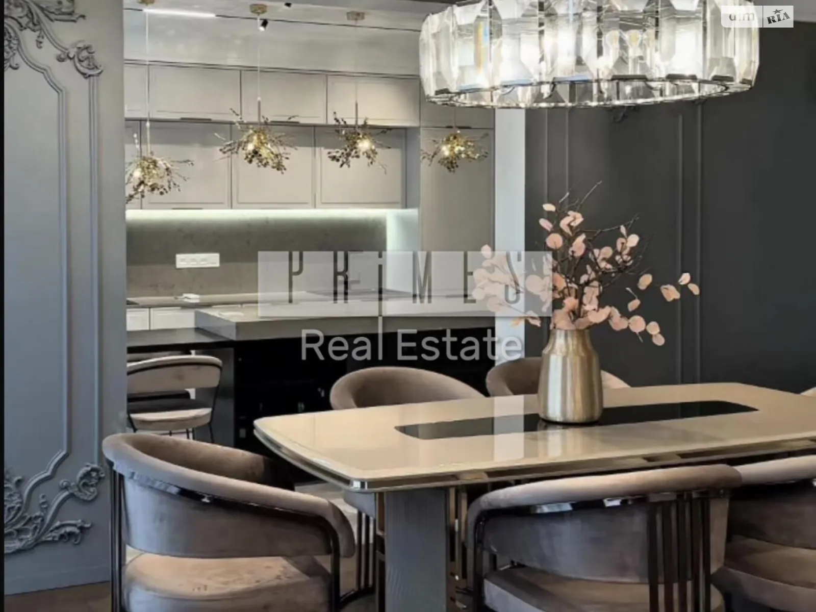 Продається 5-кімнатна квартира 200 кв. м у Києві, вул. Маккейна Джона, 3А - фото 1