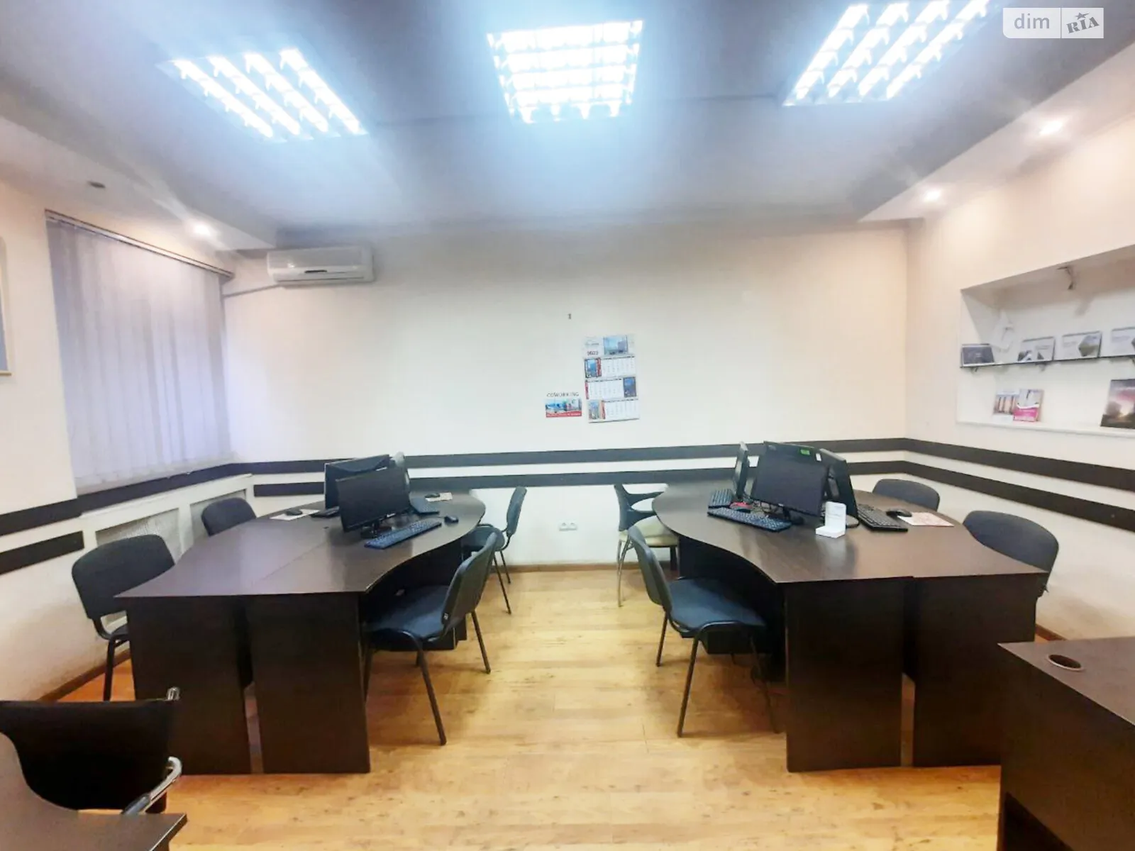 Здається в оренду приміщення вільного призначення 65 кв. м в 2-поверховій будівлі, цена: 800 $ - фото 1