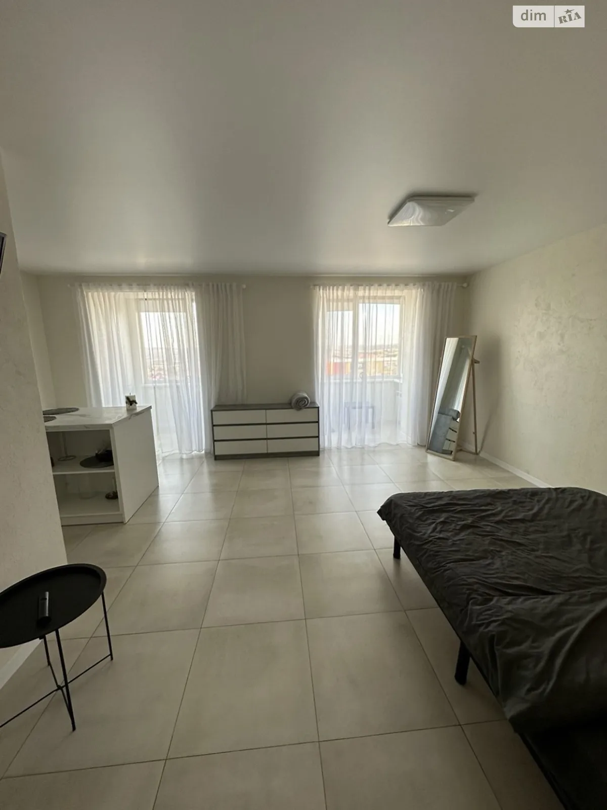 Сдается в аренду 1-комнатная квартира 47 кв. м в Хмельницком, пер. Зализняка Максима - фото 1