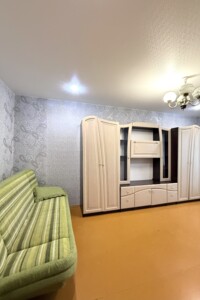 Довгострокова оренда квартири, Рівне, р‑н. Центр, Князя Володимира вулиця