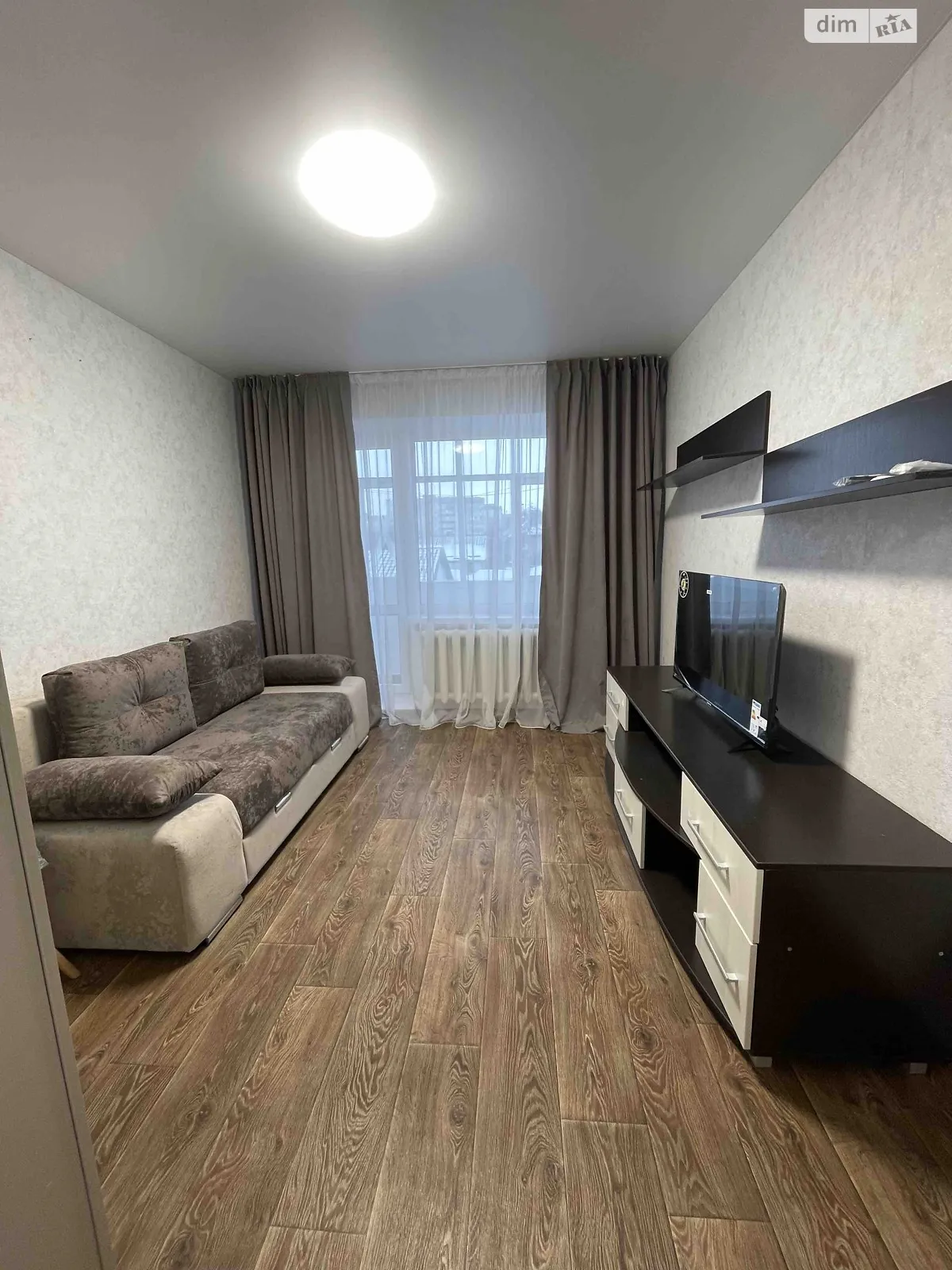 Здається в оренду 1-кімнатна квартира 30.8 кв. м у Рівному, вул. Дубенська, 42 - фото 1
