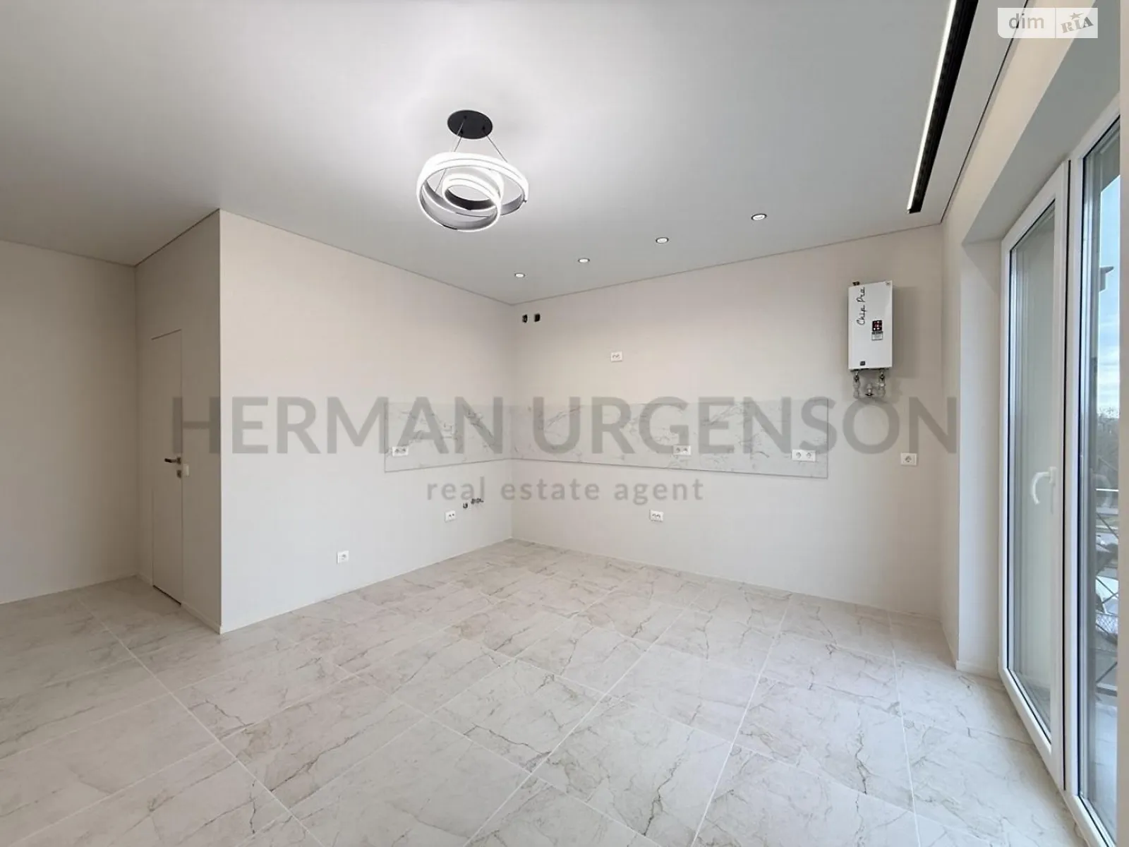 Продається 2-кімнатна квартира 60 кв. м у Ужгороді, вул. Загорська - фото 1