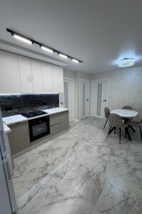 Продаж квартири, Тернопіль, р‑н. Північний, Київська вулиця, буд. 8Б