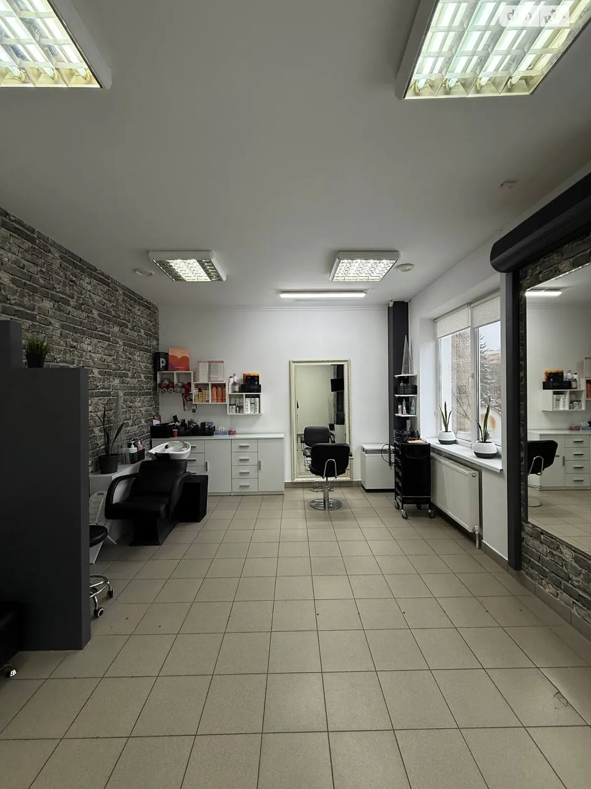 Здається в оренду офіс 40 кв. м в бізнес-центрі, цена: 10000 грн - фото 1