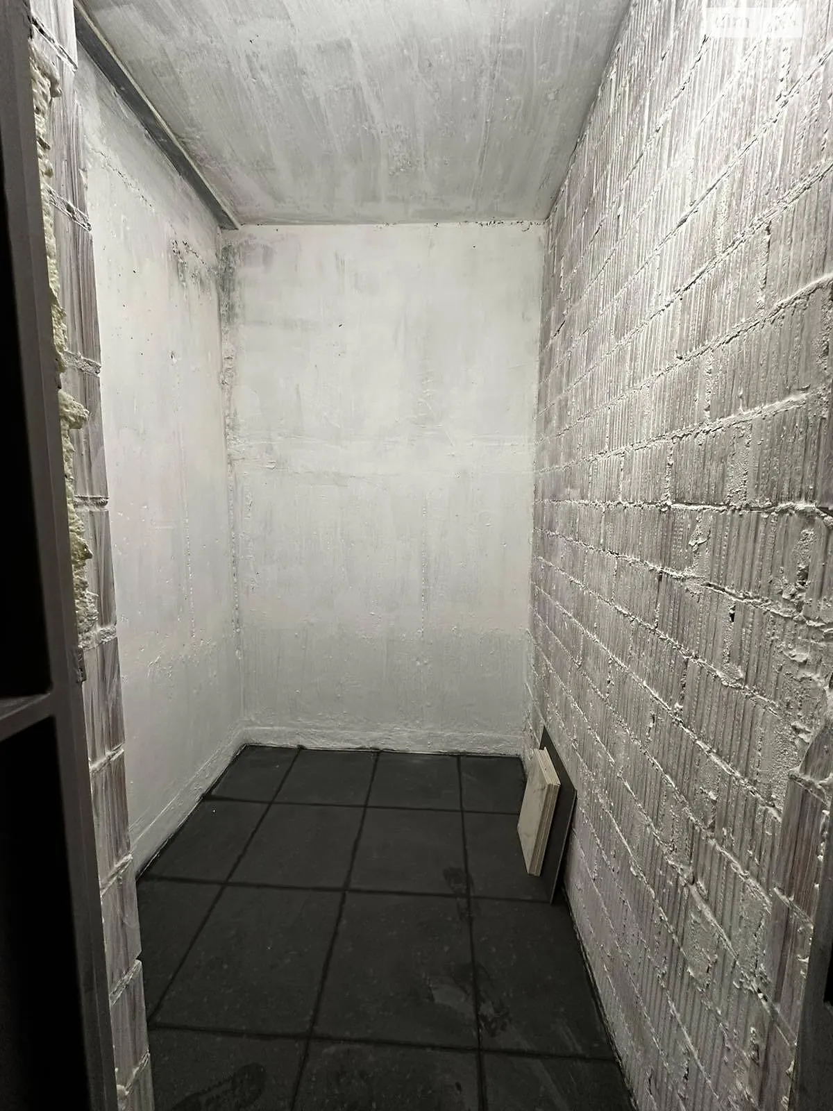 Продается помещения свободного назначения 3.3 кв. м в 10-этажном здании, цена: 3700 $ - фото 1