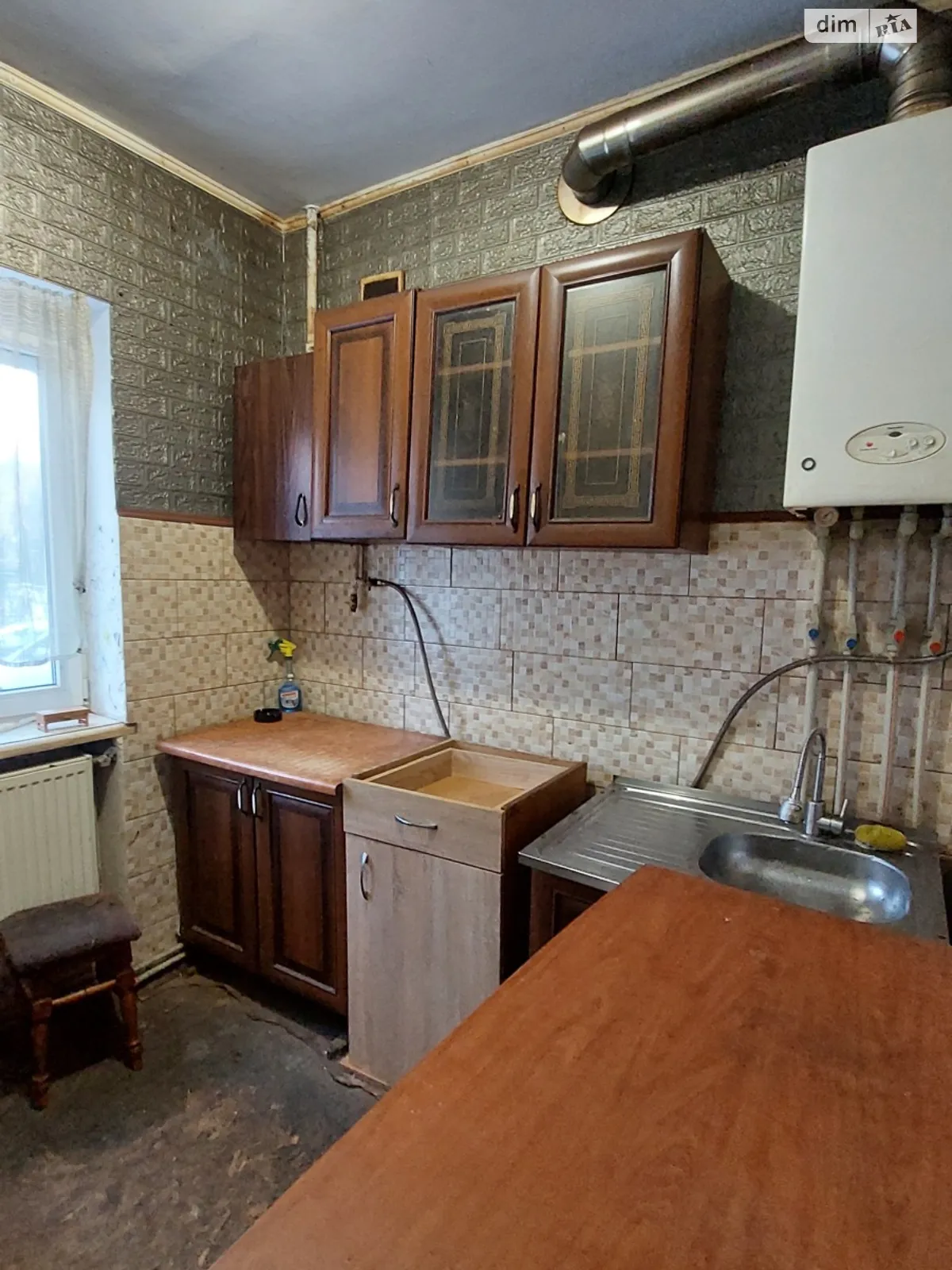 Продається 2-кімнатна квартира 41 кв. м у Ужгороді, вул. Тихого - фото 1