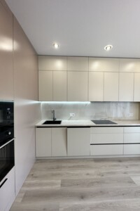 Продаж квартири, Одеса, р‑н. Приморський, Краснова вулиця