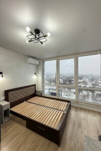 Продажа квартиры, Ивано-Франковск, р‑н. Набережная, Левицкого Романа (Соцсоревнования) улица, дом 4 корпус 1