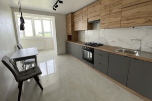 Довгострокова оренда квартири, Тернопіль, р‑н. Бам, Юрія Іллєнка (Головацького) вулиця, буд. 3