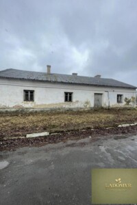 Продаж комерційного приміщення, Рівненська, Плоске, Острозька вулиця