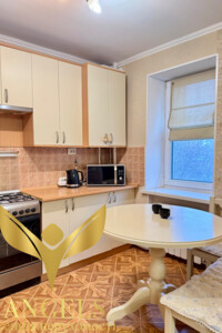 Продажа квартиры, Кропивницкий, р‑н. Крепостной, Вокзальная (Октябрьской революции) улица, дом 27/3