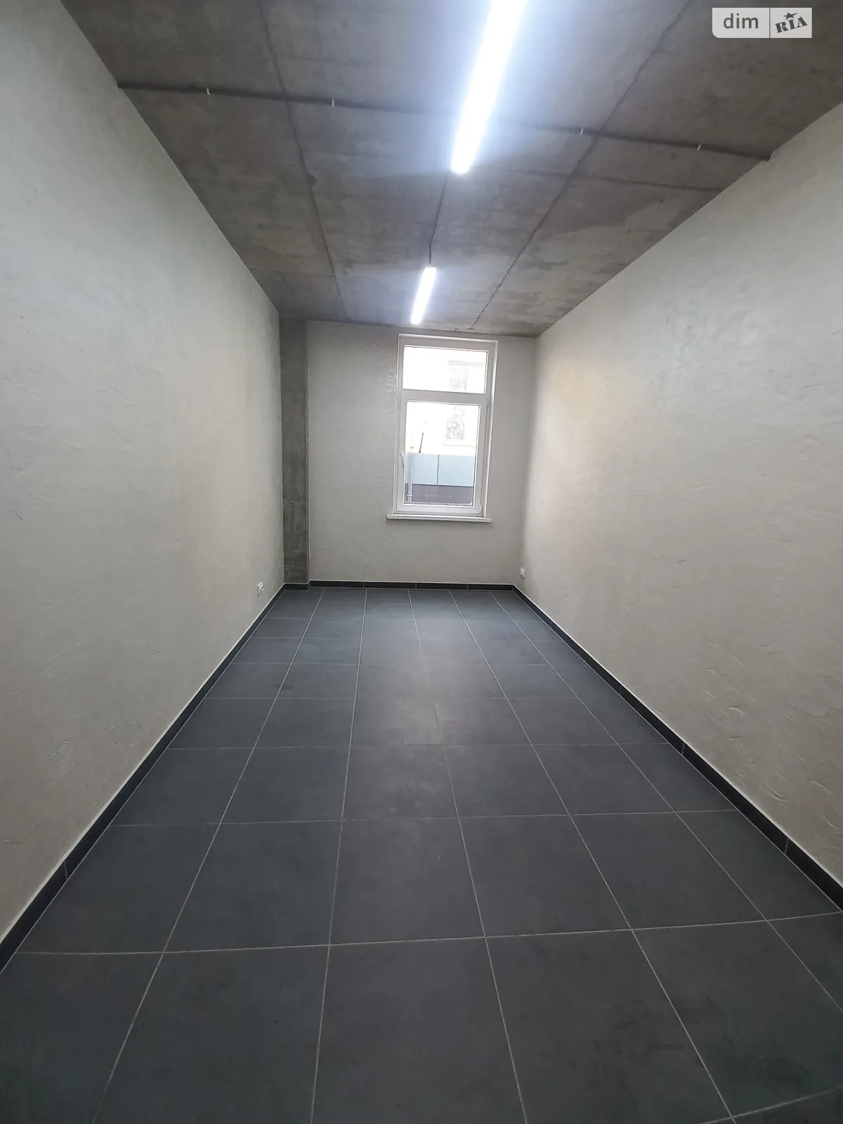 Сдается в аренду офис 14.5 кв. м в бизнес-центре, цена: 4500 грн - фото 1