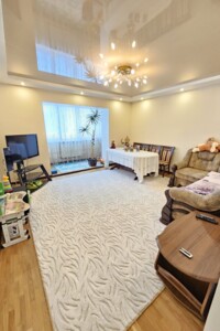 Продажа квартиры, Ивано-Франковск, р‑н. Центр, Южный (Освобождения) бульвар