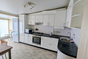 Продаж квартири, Одеська, Чорноморськ, р‑н. Іллічівськ, Захисників України (1 Травня) вулиця, буд. 1Г