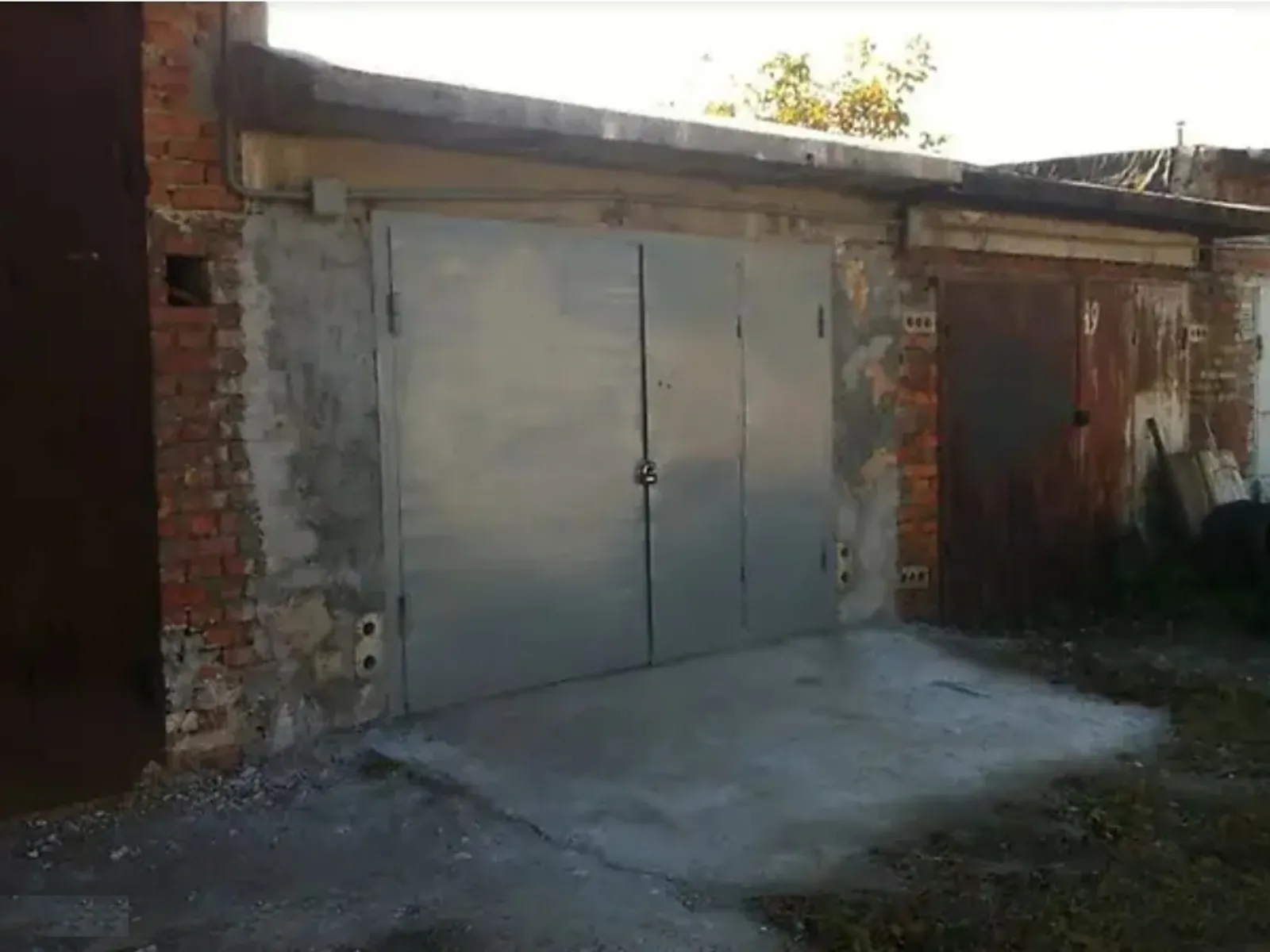 Продается отдельно стоящий гараж под легковое авто на 18.8 кв. м, цена: 5600 $ - фото 1