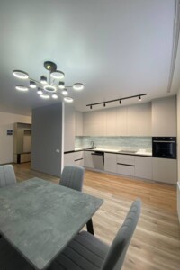 Долгосрочная аренда квартиры, Ровно, р‑н. Авторынок, Королева улица, дом 9