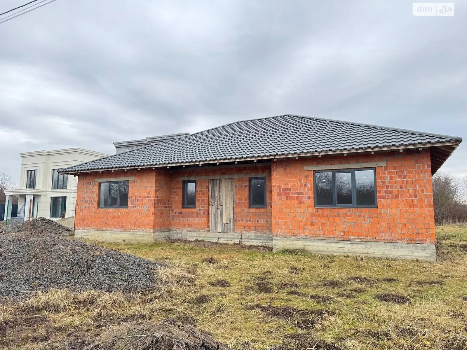 Продается одноэтажный дом 180 кв. м с балконом, цена: 95000 $ - фото 1