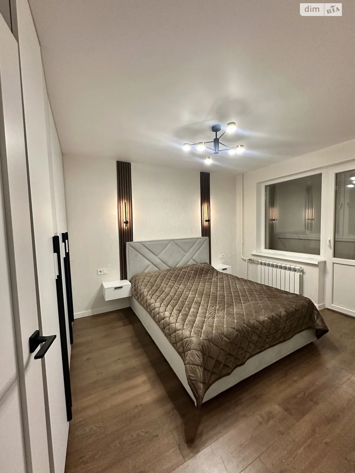 Продается 3-комнатная квартира 74 кв. м в Хмельницком, цена: 73000 $ - фото 1