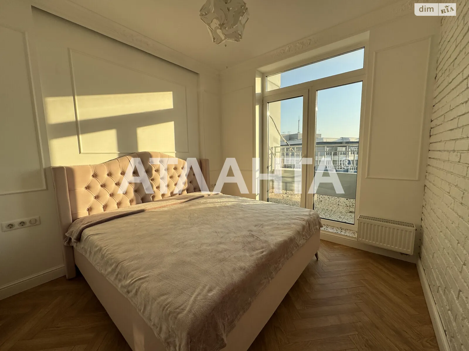 Продается 2-комнатная квартира 101 кв. м в Одессе, просп. Леси Украинки, 19Б - фото 1