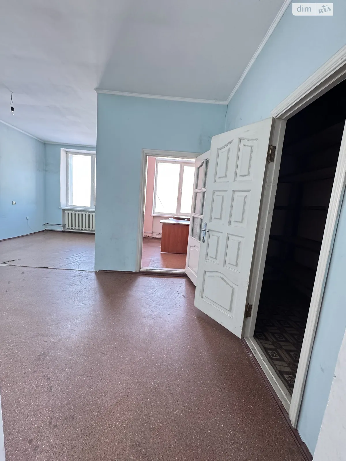 Сдается в аренду офис 34 кв. м в бизнес-центре, цена: 4600 грн - фото 1