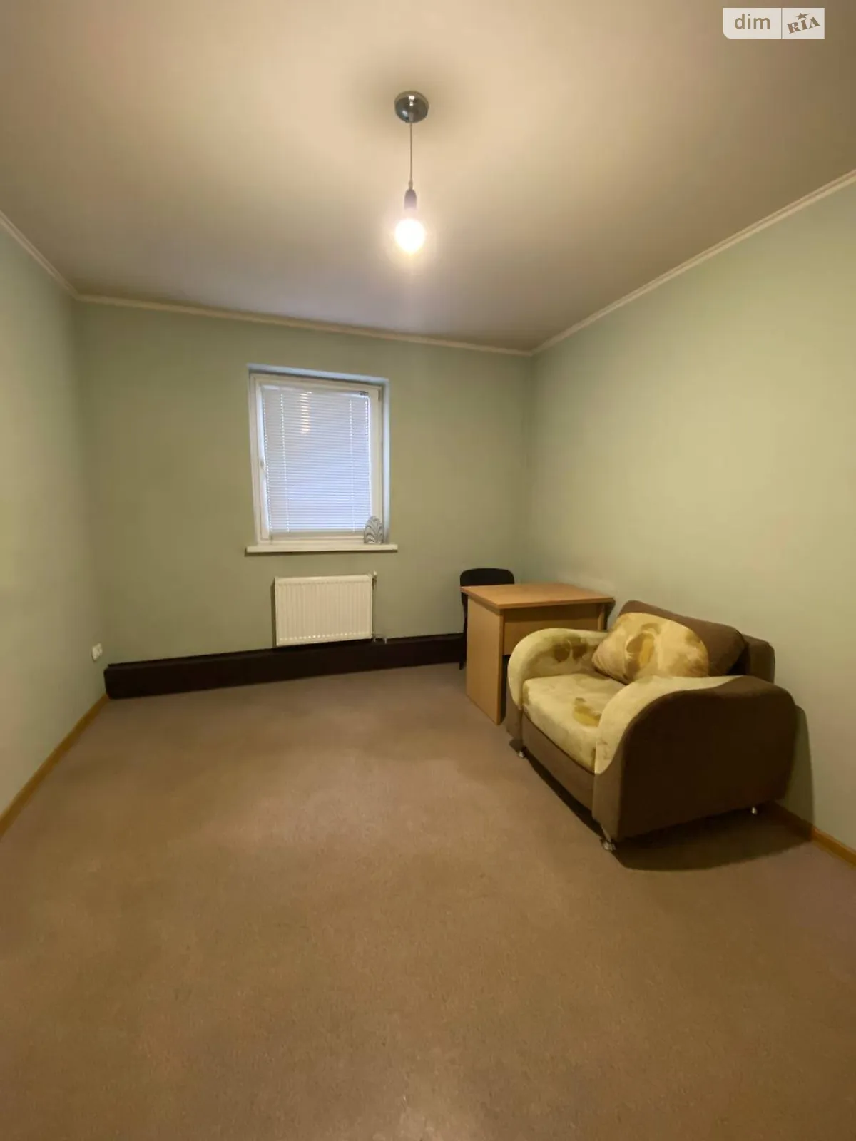 Сдается в аренду офис 14 кв. м в бизнес-центре, цена: 3000 грн - фото 1