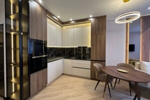 Продаж квартири, Одеса, р‑н. Аркадія, Генуезька вулиця, буд. 1/1