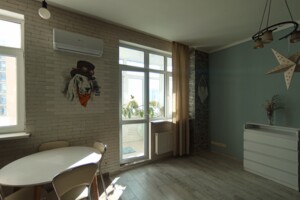 Продаж квартири, Одеса, р‑н. Ближні Млини, Артилерійська вулиця, буд. 4В