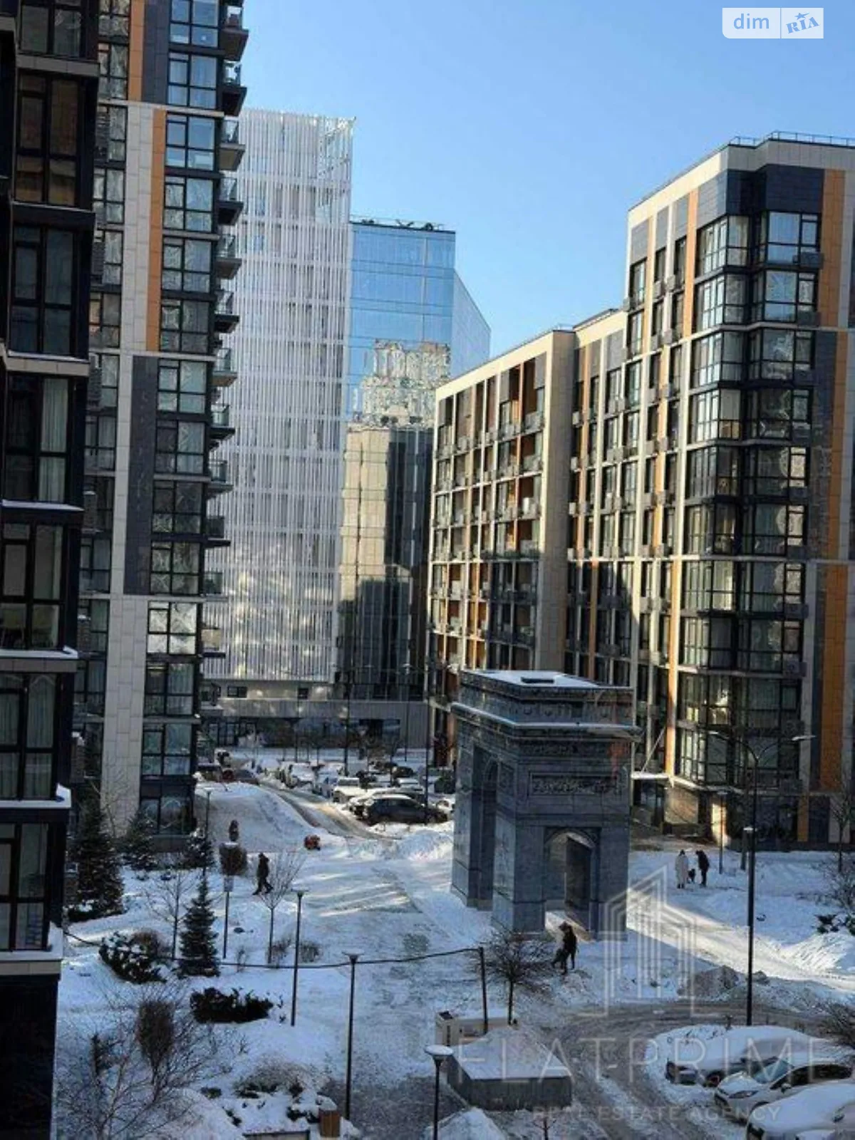 Продається 3-кімнатна квартира 123 кв. м у Києві, вул. Маккейна Джона, 3А - фото 1