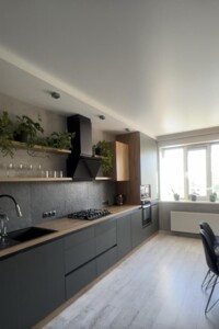 Продаж квартири, Рівне, р‑н. Щасливе, Чорновола В'ячеслава вулиця, буд. 91Н