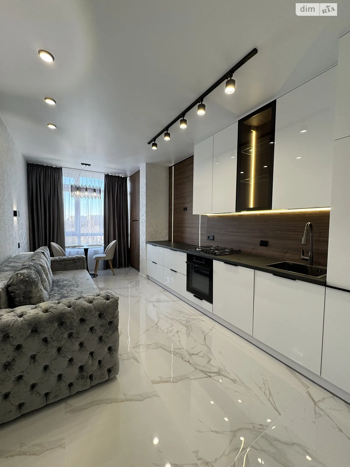 Продается 1-комнатная квартира 43 кв. м в Хмельницком, цена: 73000 $ - фото 1