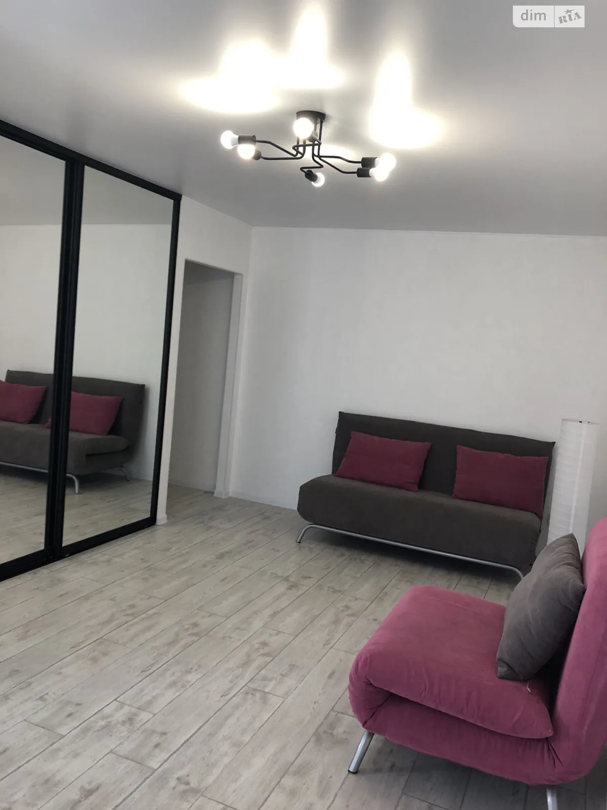 Продается 1-комнатная квартира 33.3 кв. м в Днепре, просп. Поля Александра - фото 1