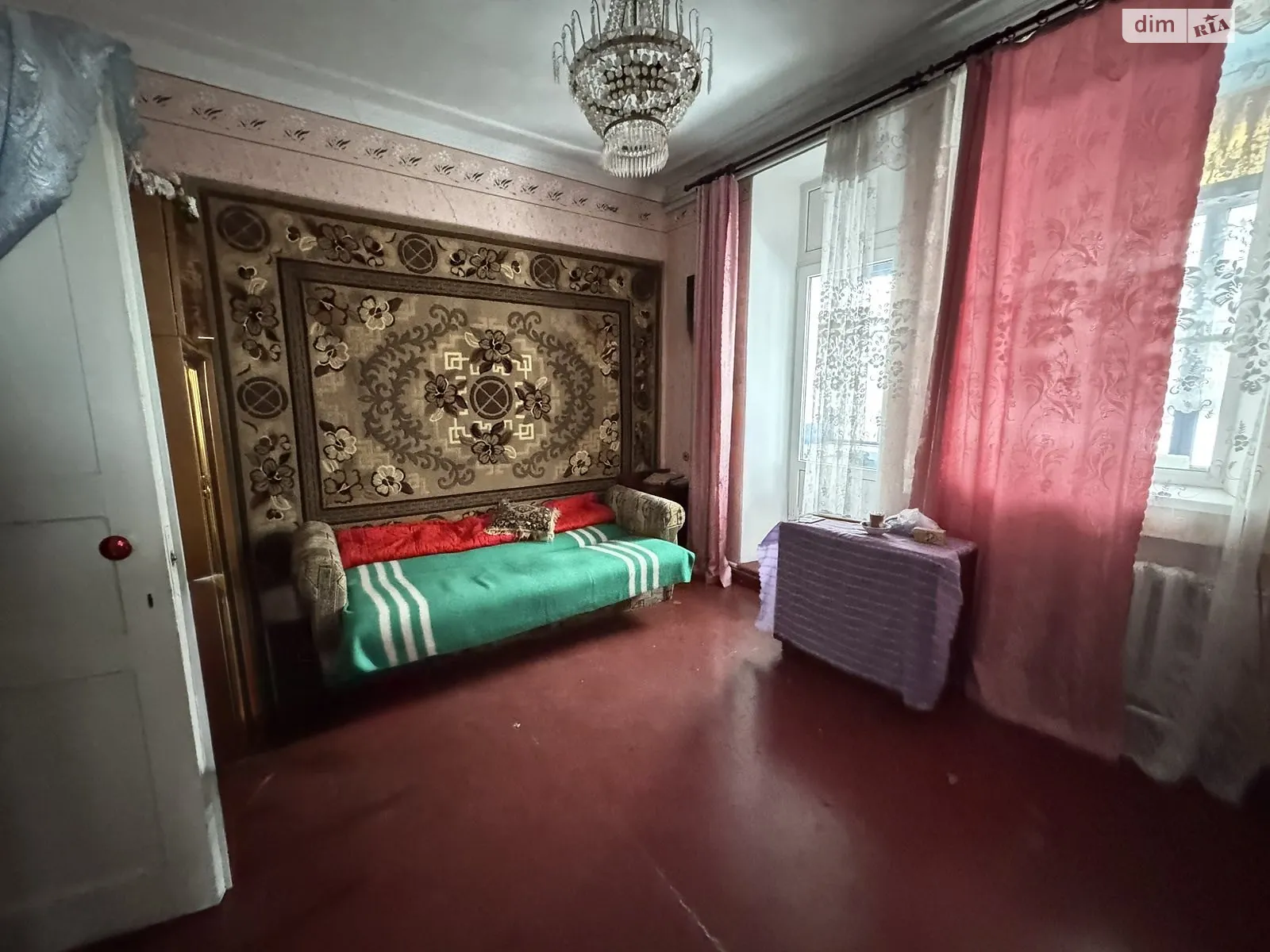 Продается 3-комнатная квартира 61.8 кв. м в Калиновке, ул. Независимости(Ленина) - фото 1