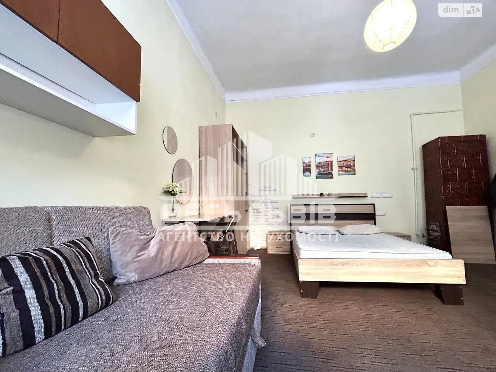 Продается 1-комнатная квартира 24 кв. м в Львове, ул. Пекарская, 38 - фото 1