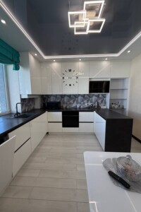 Продажа квартиры, Ивано-Франковск, р‑н. Арсенал, Национальной Гвардии улица, дом 14Ш